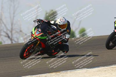 media/Sep-20-2025-TrackDaz (Sat) [[27f0cde673]]/B Group/1120am (Turn 2)/